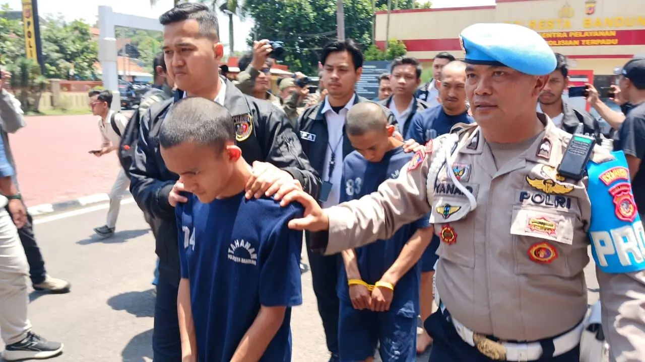Satreskrim Polresta Bandung Berhasil Bongkar Sindikat Pemalsuan STNK, 12 Motor Tanpa Dokumen Diamankan