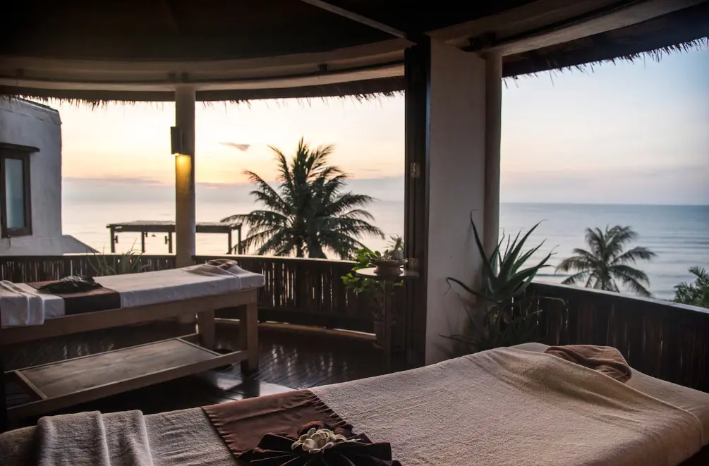 4 Hotel di Pantai Timur Pangandaran dengan Pemandangan Sunrise yang Memukau