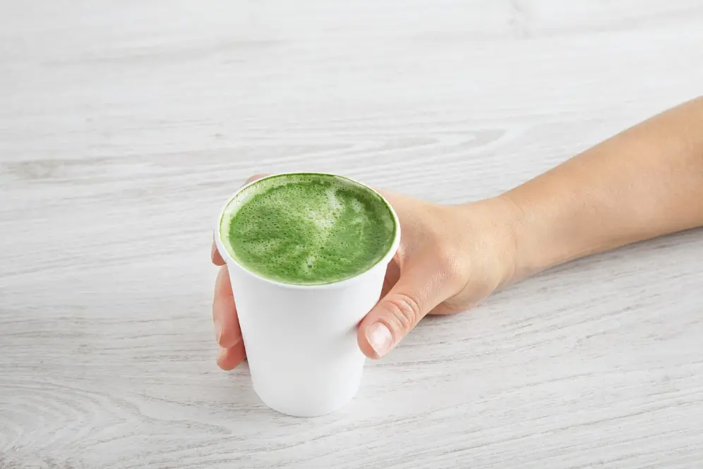 Avocado Cloud Latte, Kreasi Minuman Ala Kafe yang Bisa Kamu Bikin Sendiri di Rumah dengan Mudah