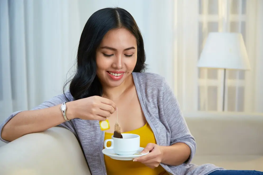 Waspada, Ini 6 Risiko Minum Teh pada Malam Hari yang Bisa Ganggu Tidur dan Kesehatan
