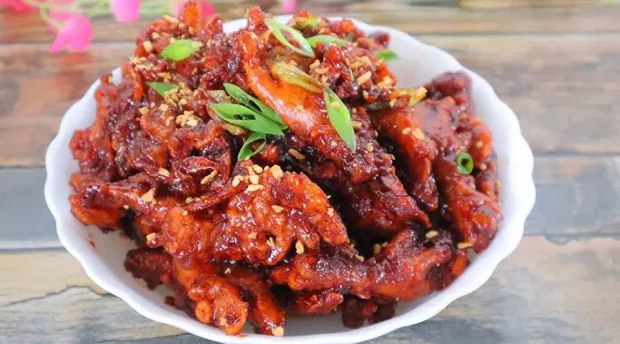 Sensasi Gurih Pedas Manis! Resep Ceker Ayam Pedas Manis yang Siap Bikin Makan Siangmu Jadi Lebih Spesial