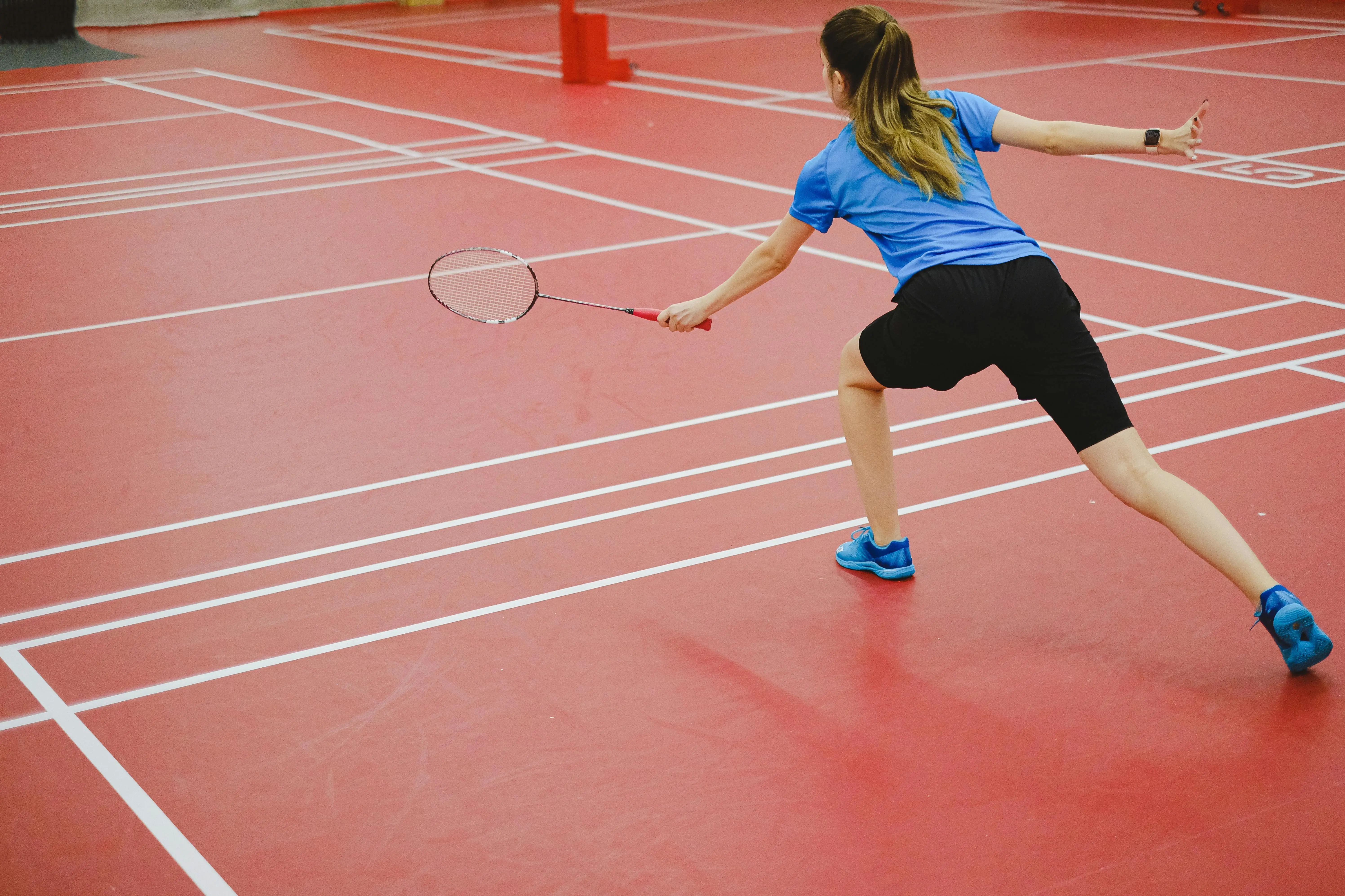Tips Melakukan Drop Shot Mematikan dalam Badminton