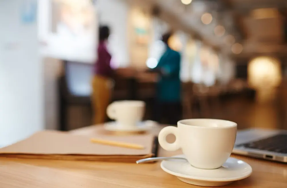 Terbaru! 5 Cafe Terbaru di Ujung Berung dengan Wifi Kencang, Colokan Banyak, dan Harga Ramah