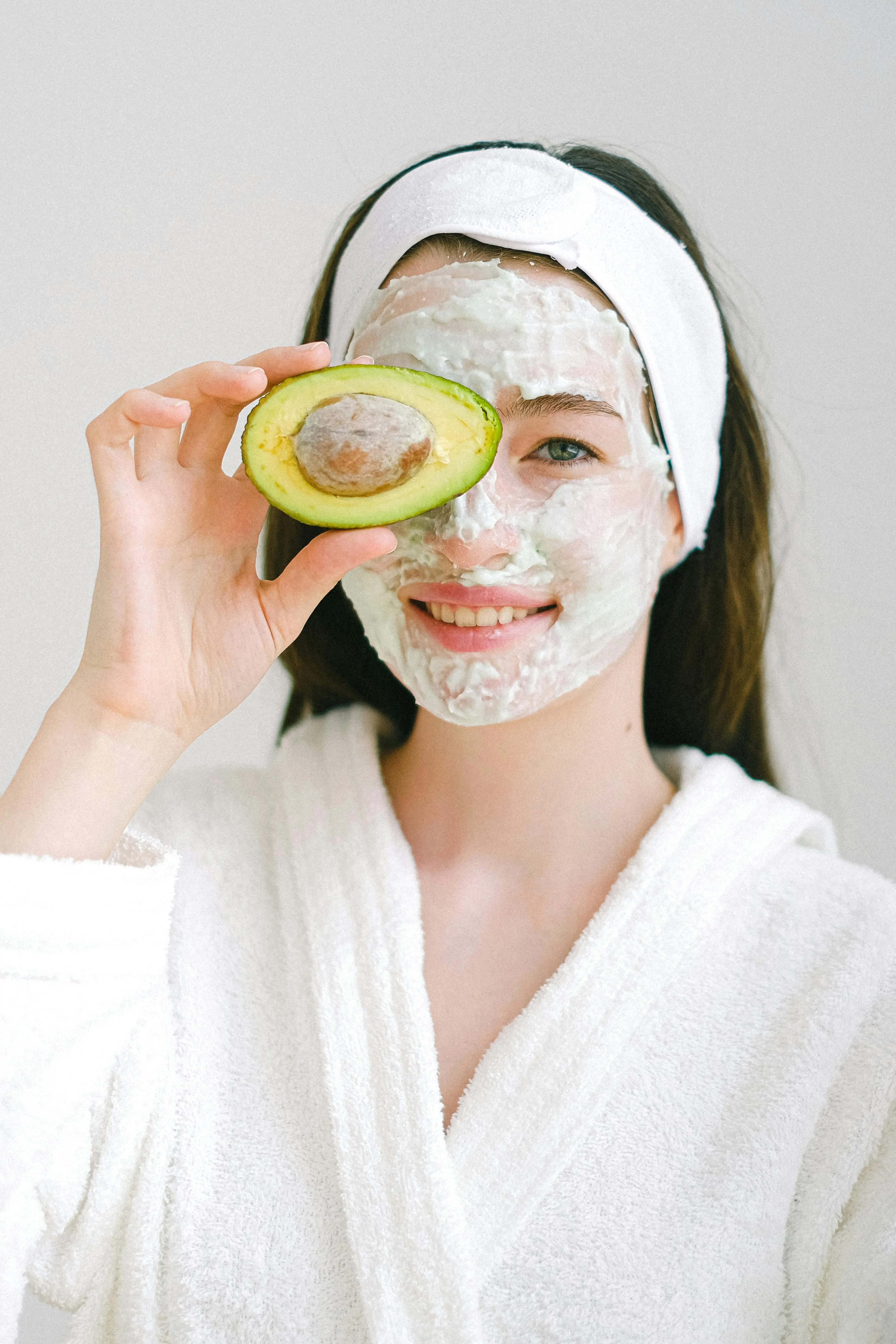 Masker dan Scrub Rumah dari Alpukat untuk Kulit Kering, Ini Penjelasanya