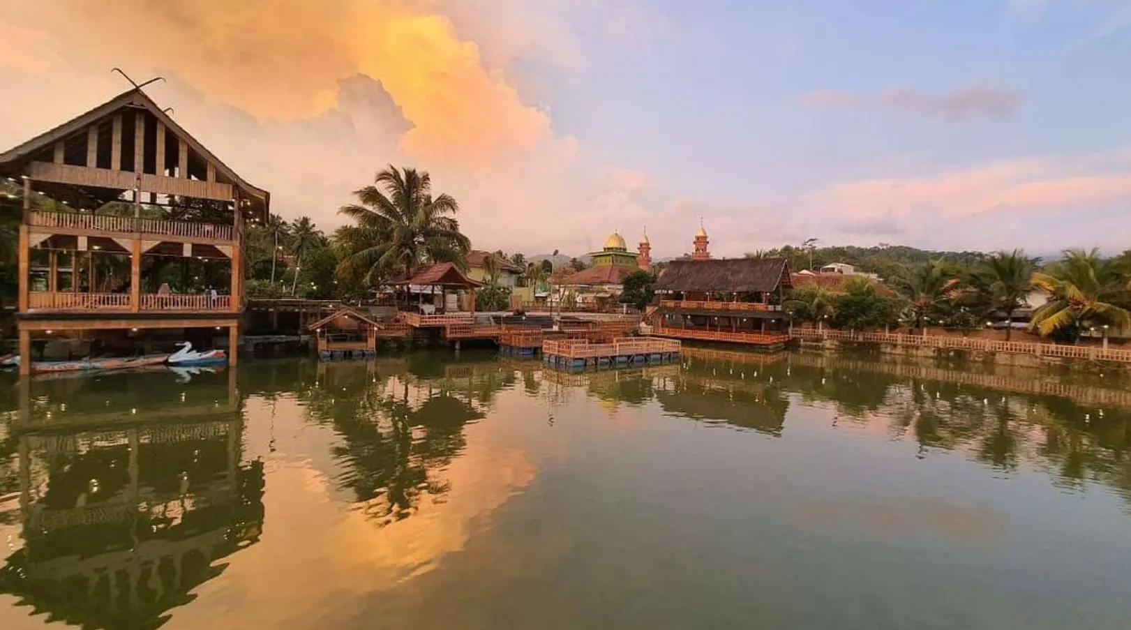 Bikin Betah! 4 Tempat Wisata di Tasikmalaya yang Lagi Hits Buat Healing dan Foto-Foto Cantik